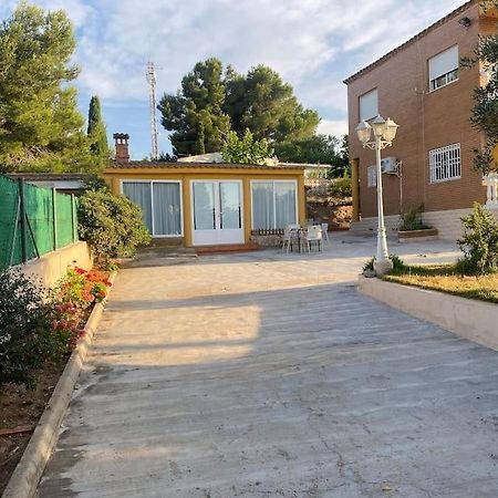Encantador Y Acogedor Alojamiento Con Piscina Monserrat Exterior foto